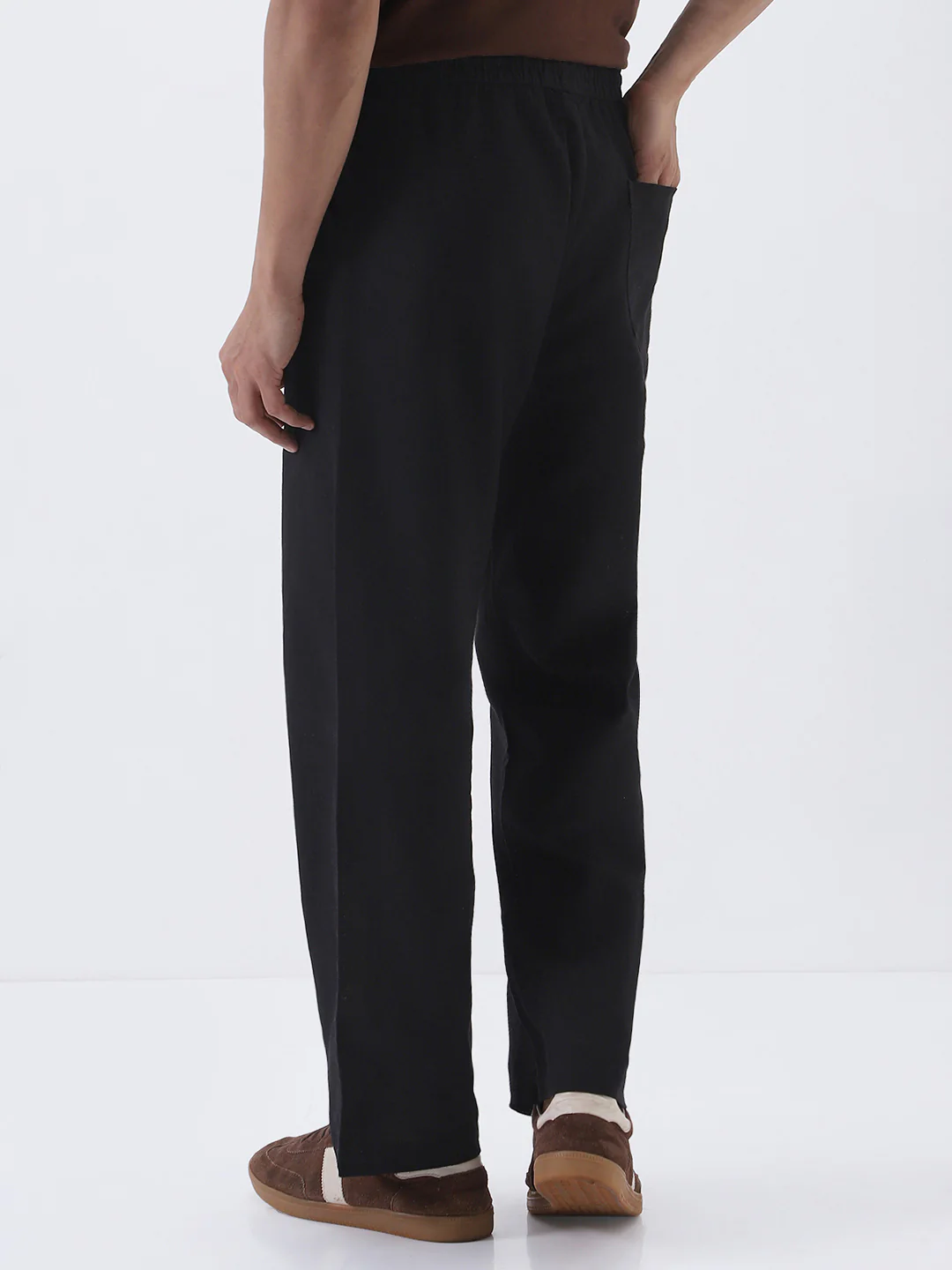 Men's Black Loose Fit Solid Linen Blend Trousers Non-Stretchable - Image 3