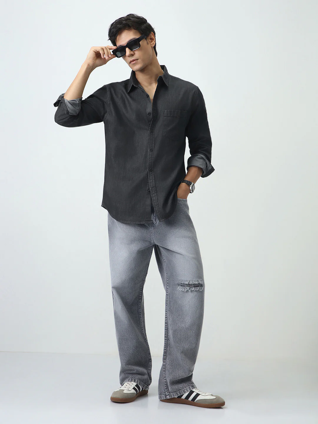 Men's Black Regular Fit Full Sleeve Solid Denim Shirt - Image 5
