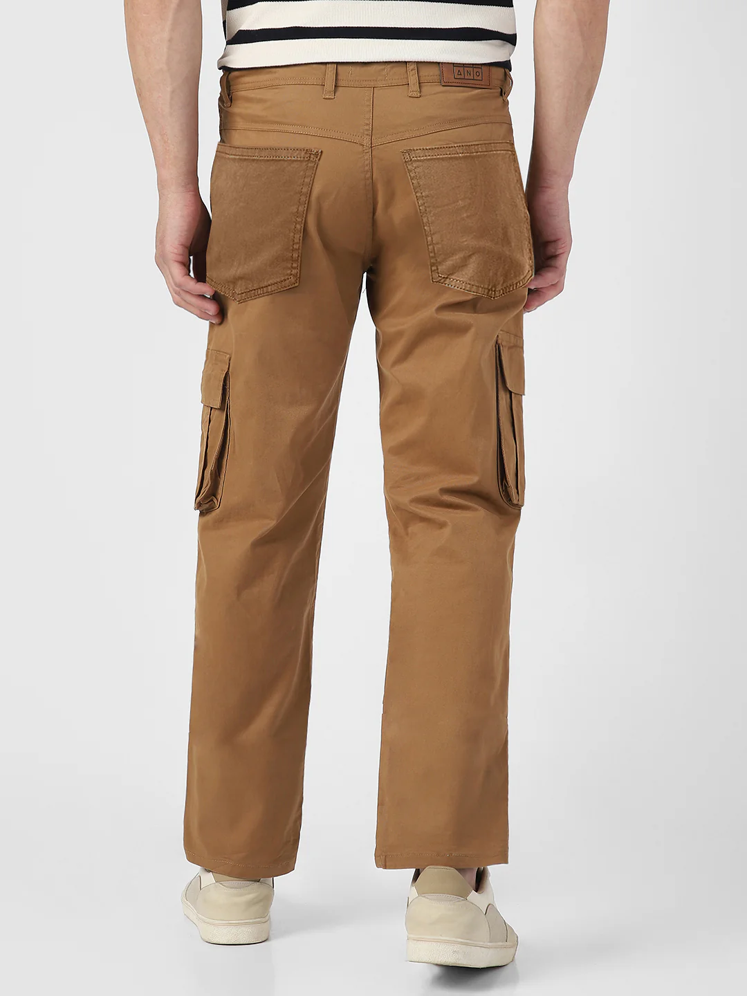Men's Dark Khaki Regular Fit Solid Cargo Chino Pant with 6 Pockets - Image 4
