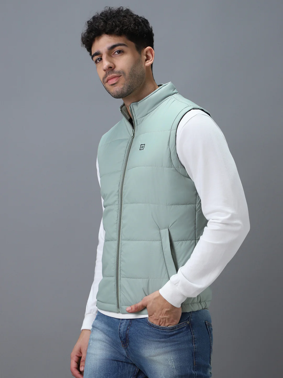 Men's Green Sleeveless Zippered Puffer Jacket - Image 5