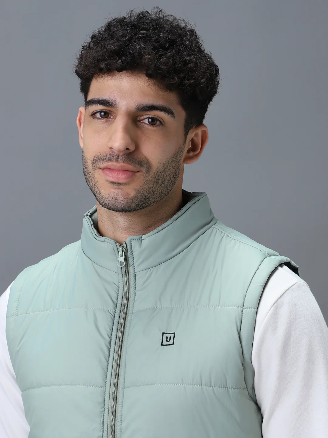Men's Green Sleeveless Zippered Puffer Jacket - Image 7
