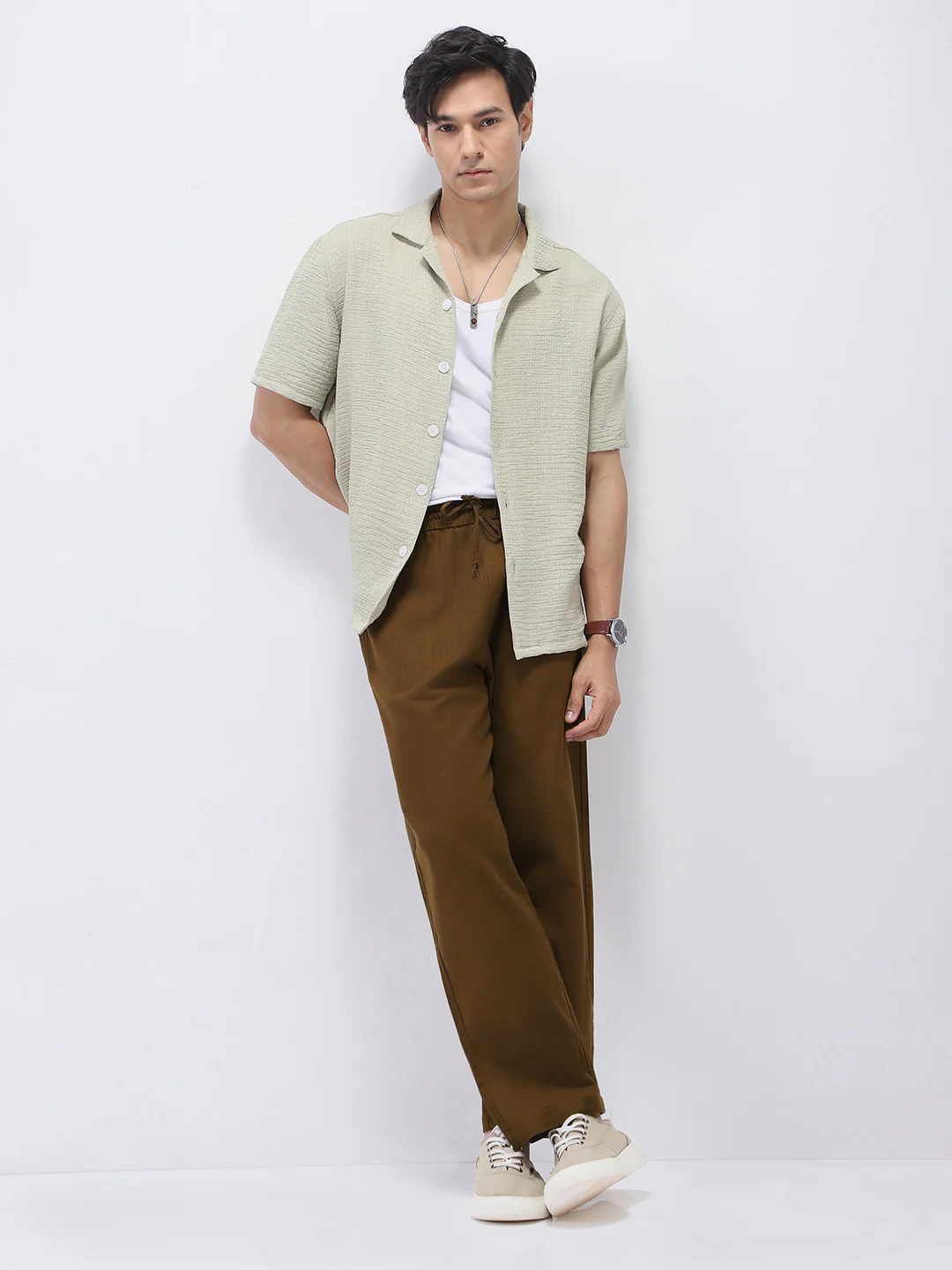 Men's Khaki Loose Fit Solid Linen Blend Trousers Non-Stretchable - Image 4