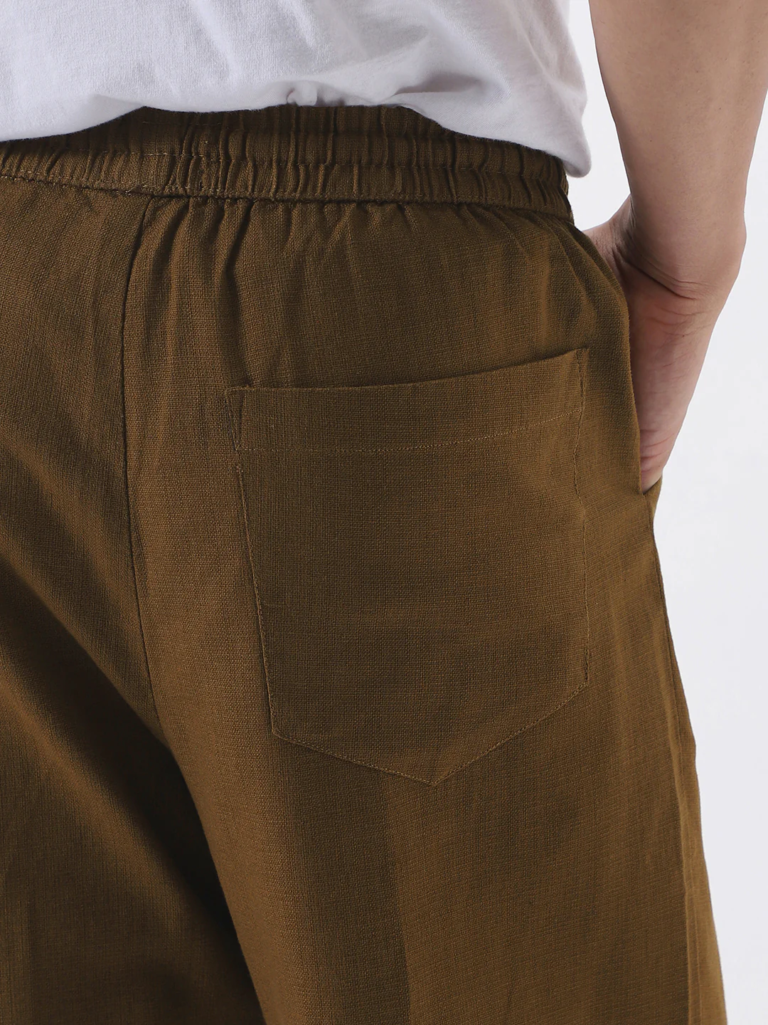 Men's Khaki Loose Fit Solid Linen Blend Trousers Non-Stretchable - Image 6