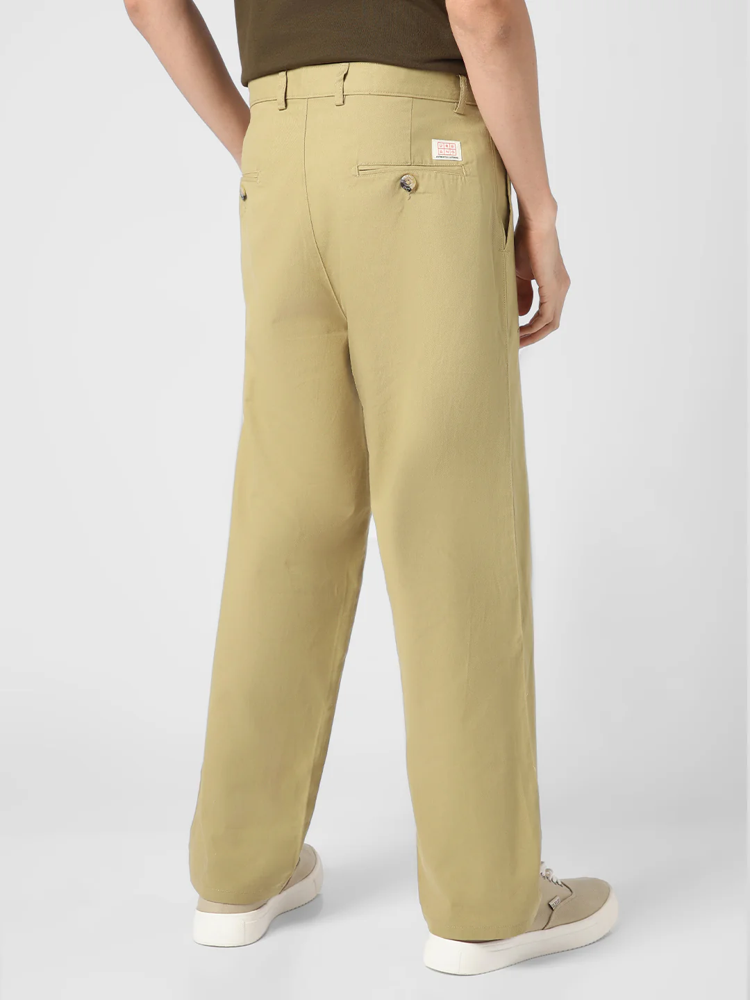 Men's Light Olive Loose Baggy Fit Solid Chino Trousers Non-Stretchable - Image 3