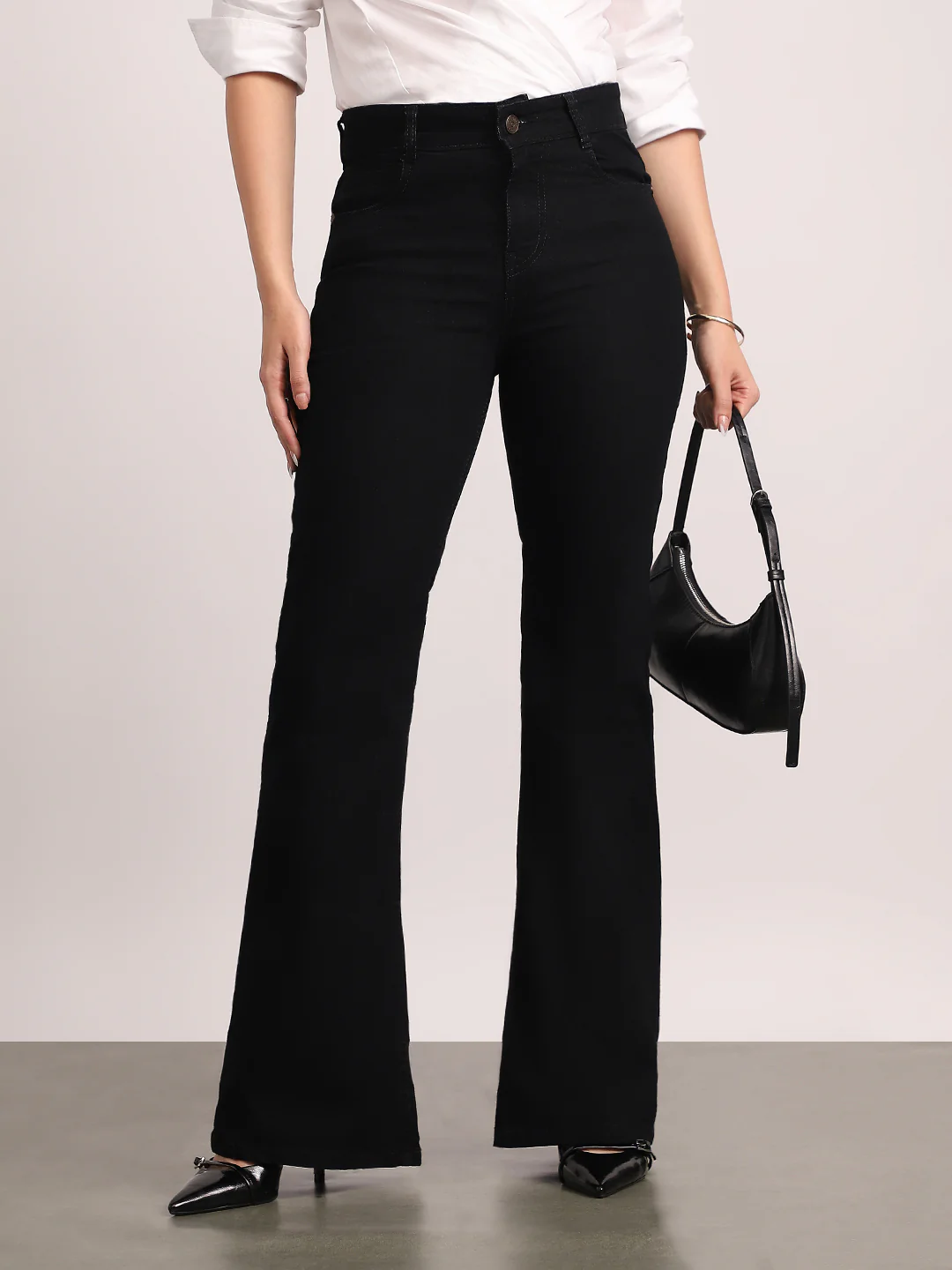Women's Black Mid Rise Bootcut Fit Washed Jeans Stretchable