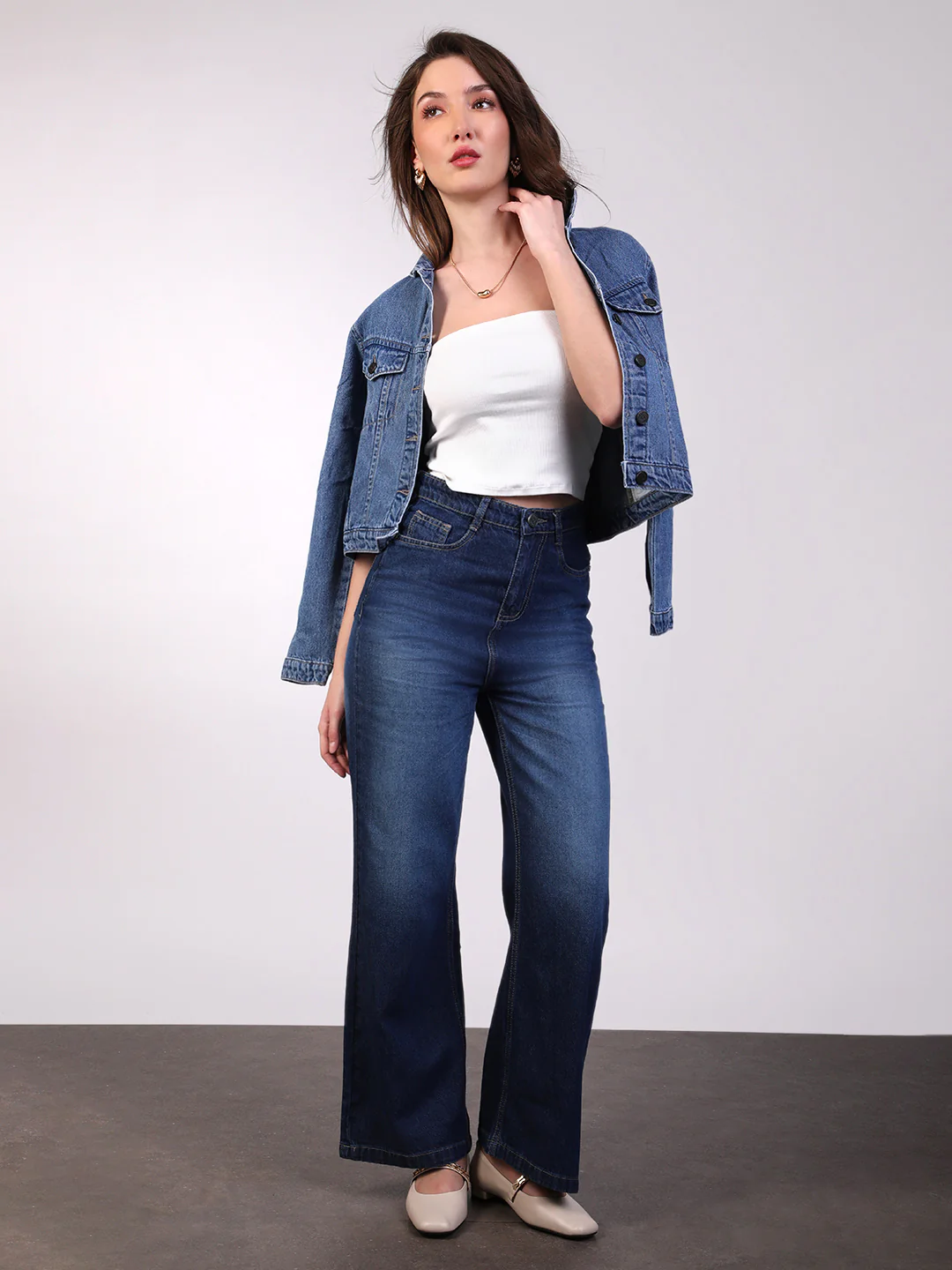 Women's Blue Wide Leg Fit Washed Jeans - Image 5