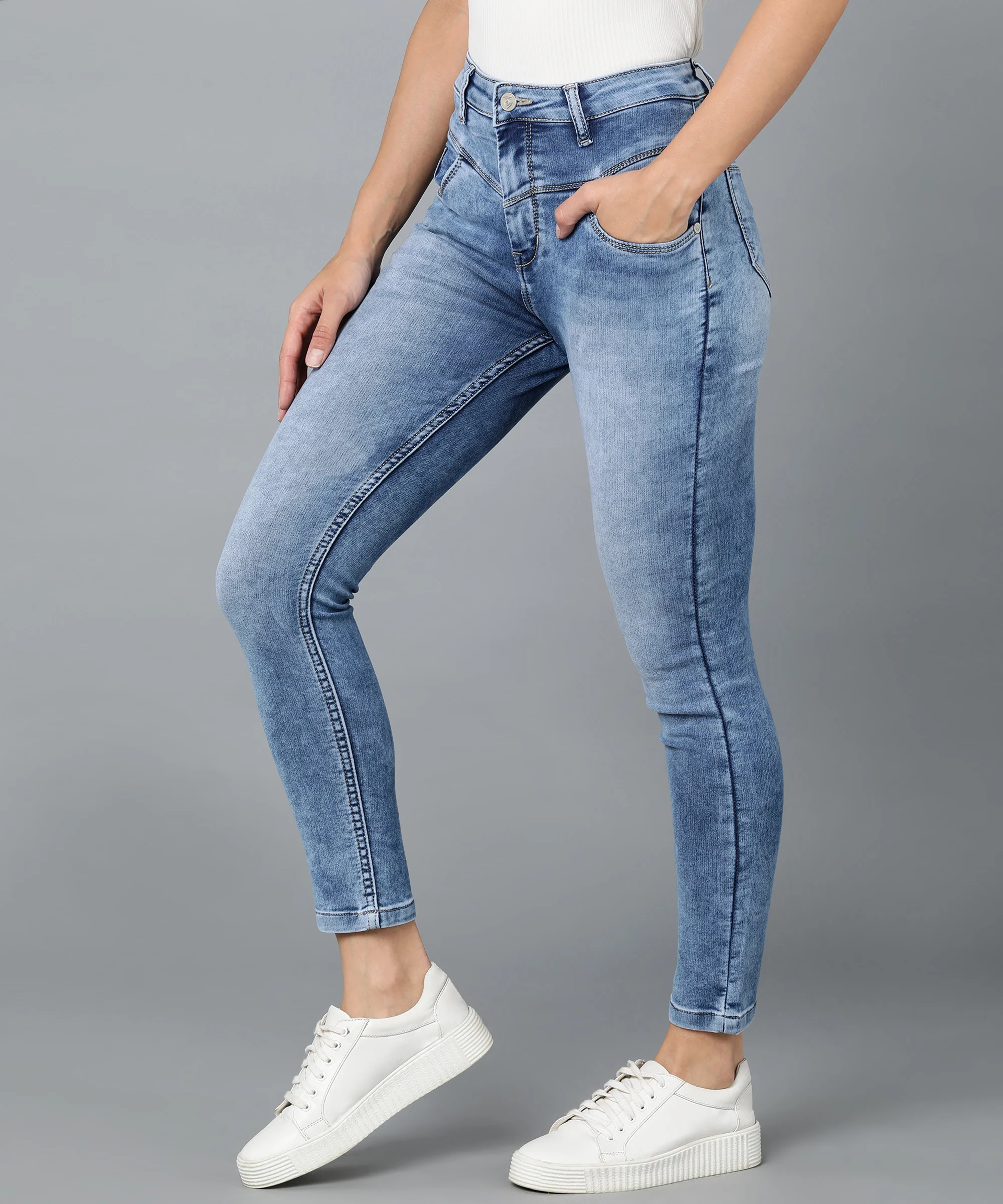Women's Blue Skinny Fit Washed Jeans - Image 2