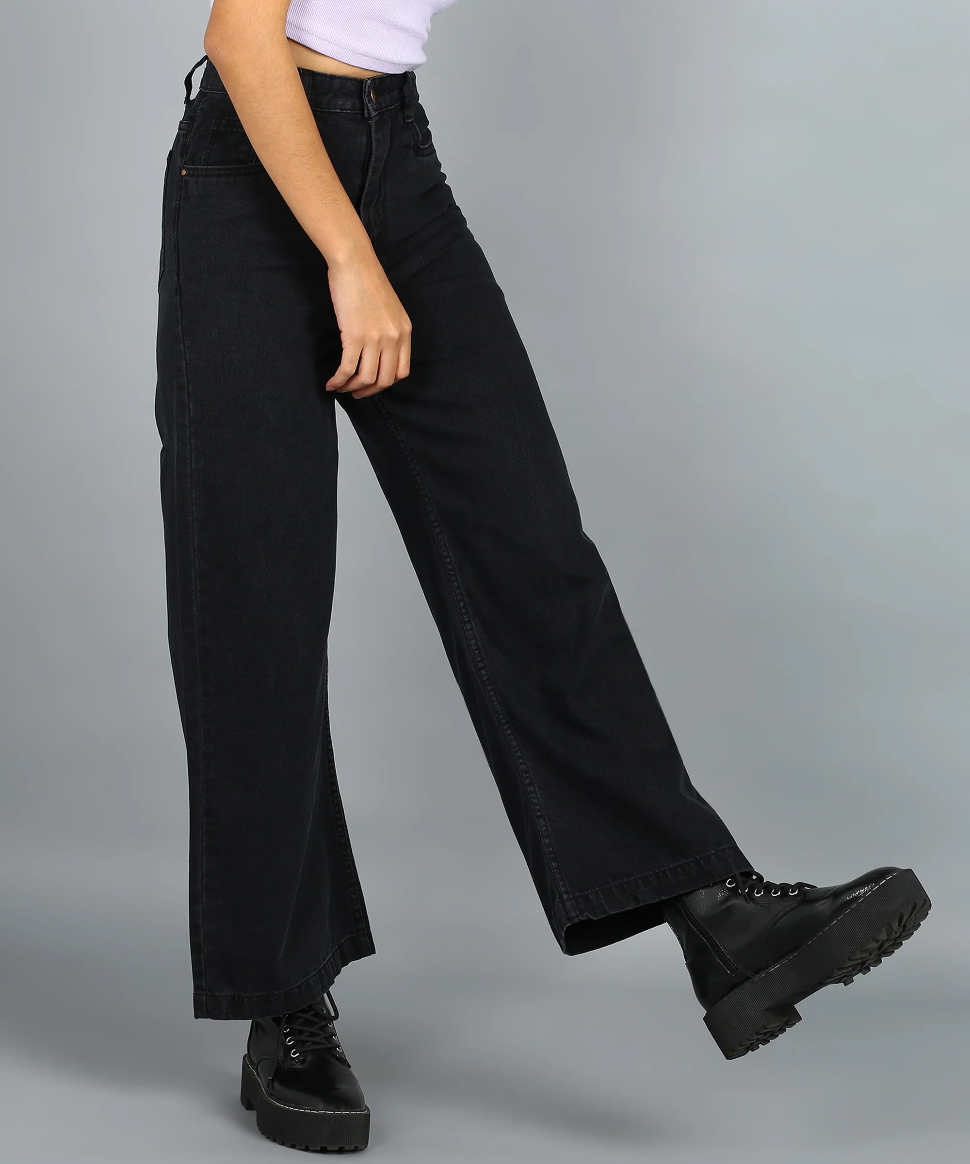 Women's Dark Grey Wide Leg Fit Washed Jeans - Image 2