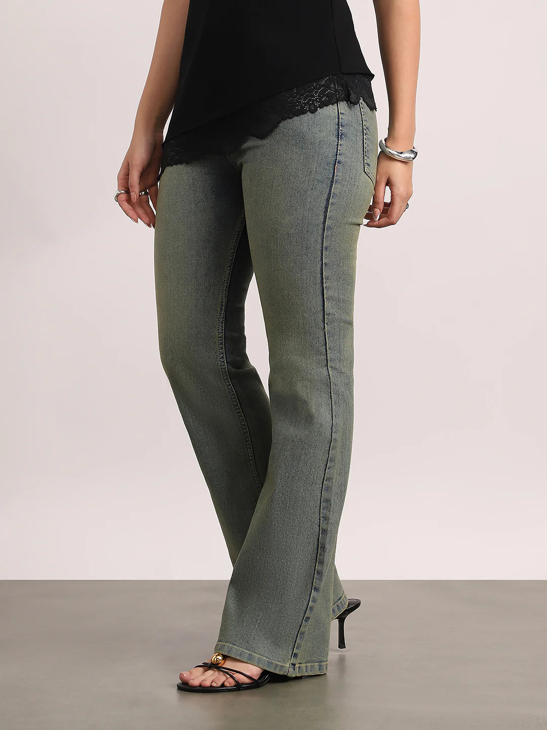 Women's Light Blue Mid Rise Bootcut Fit Washed Jeans Stretchable - Image 2