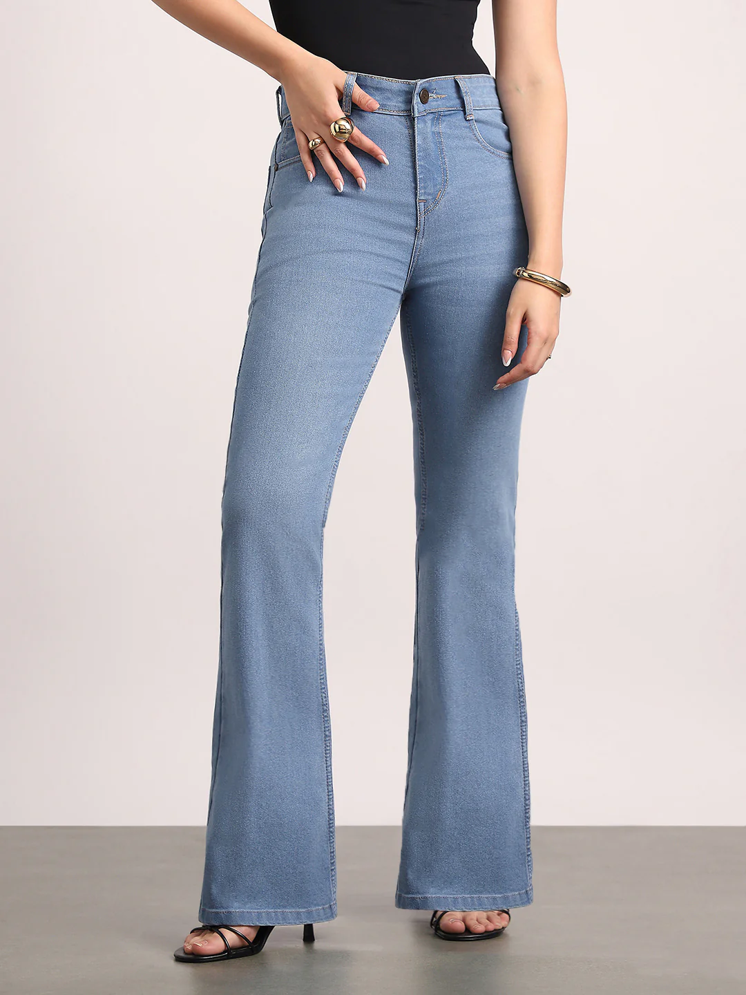 Women's Light Blue Mid Rise Bootcut Fit Washed Jeans Stretchable
