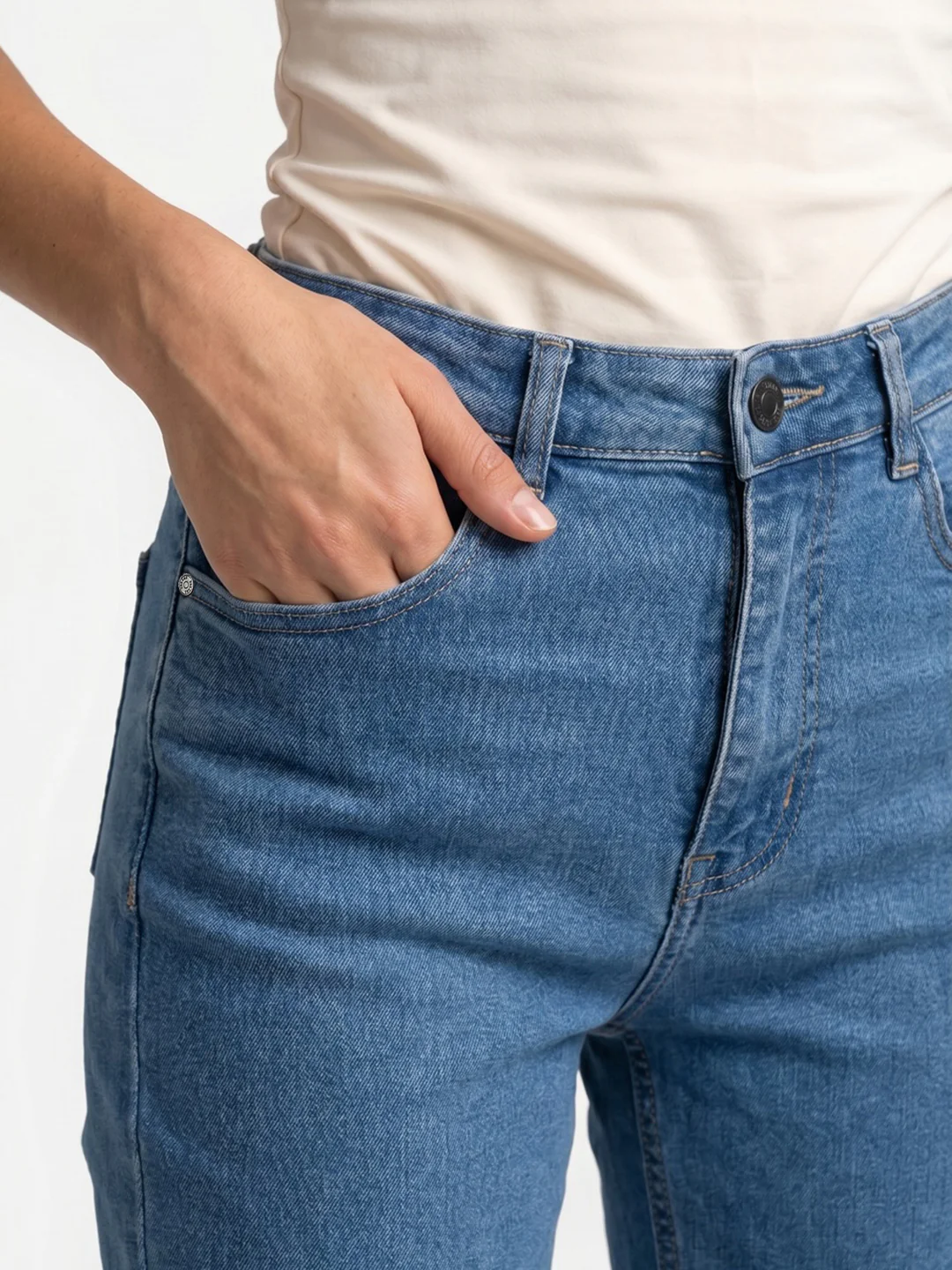 Women's Light Blue Mid Rise Bootcut Washed Jeans Stretchable - Image 5