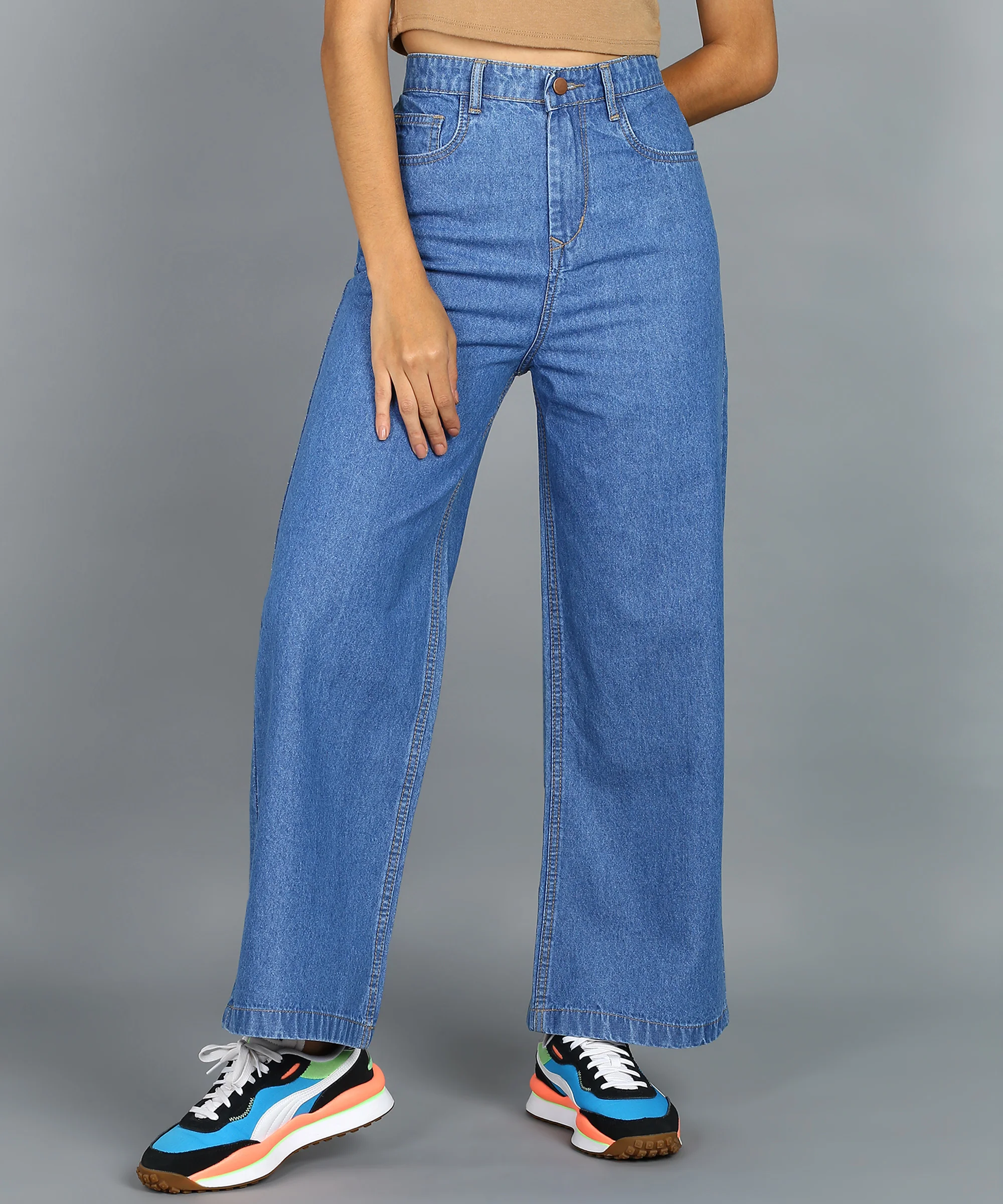 Women's Light Blue Wide Leg Fit Washed Jeans - Image 2