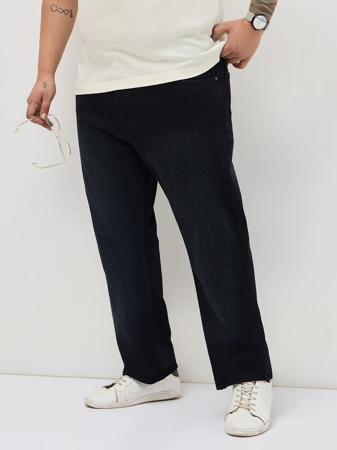 Plus Men's Black Straight Fit Washed Denim Jeans Stretchable