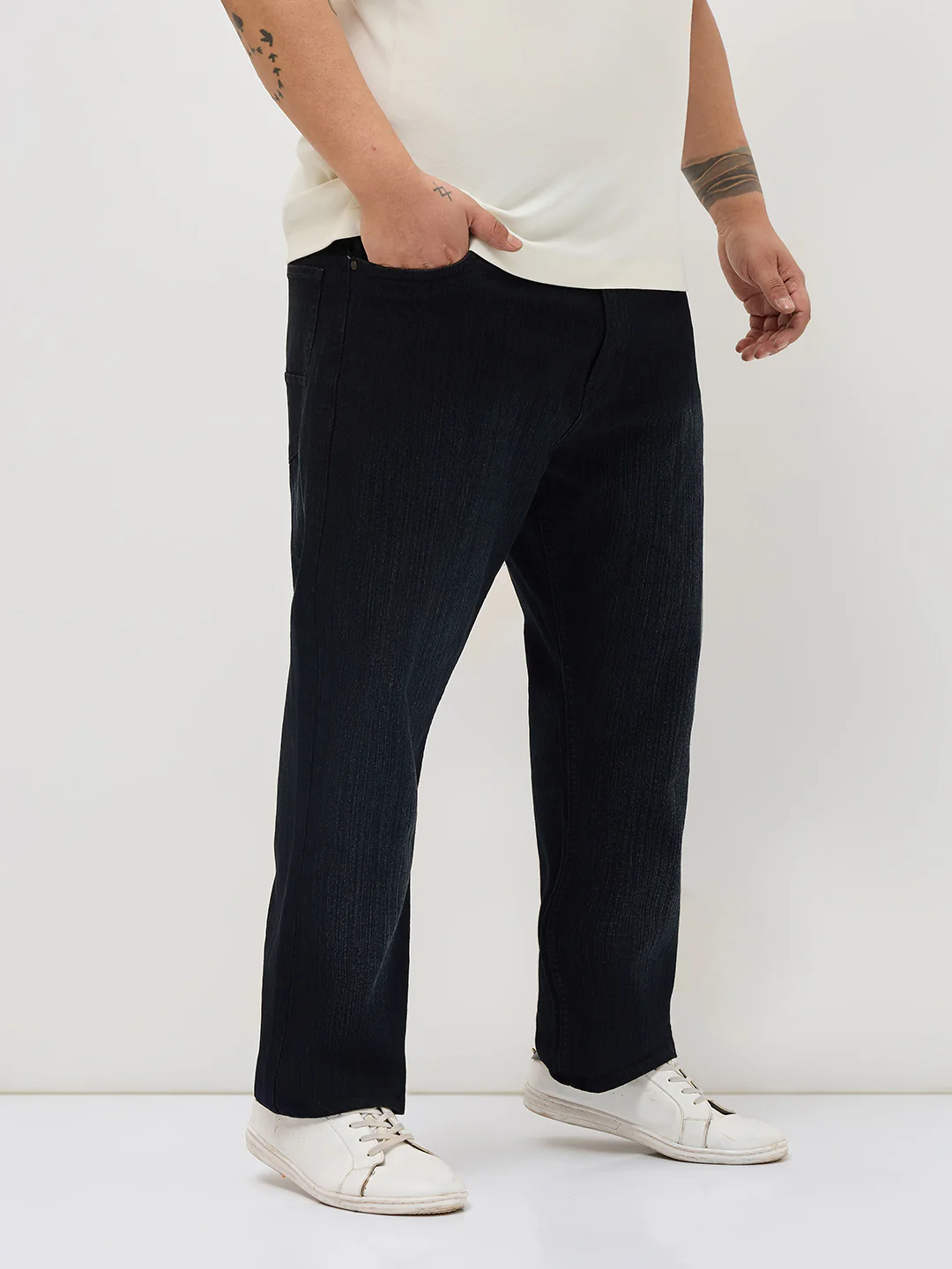 Plus Men's Black Straight Fit Washed Denim Jeans Stretchable - Image 2
