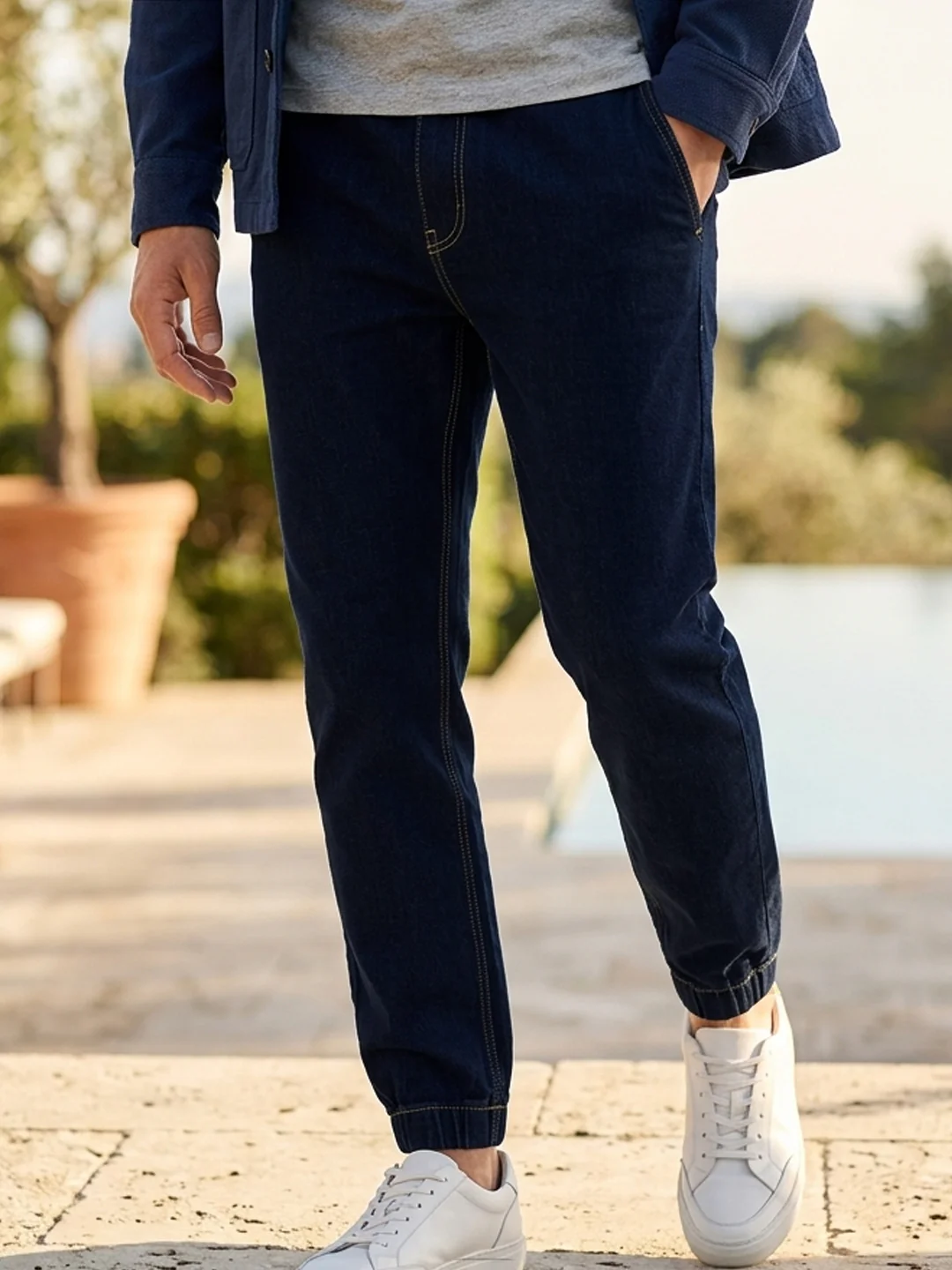 Plus Men's Dark Blue Regular Fit Washed Joggers Jeans Stretchable