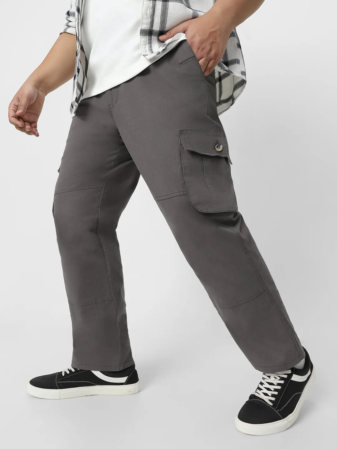 Plus Men's Dark Grey Regular Fit Solid Cargo Chino Pant with 6 Pockets - Image 2