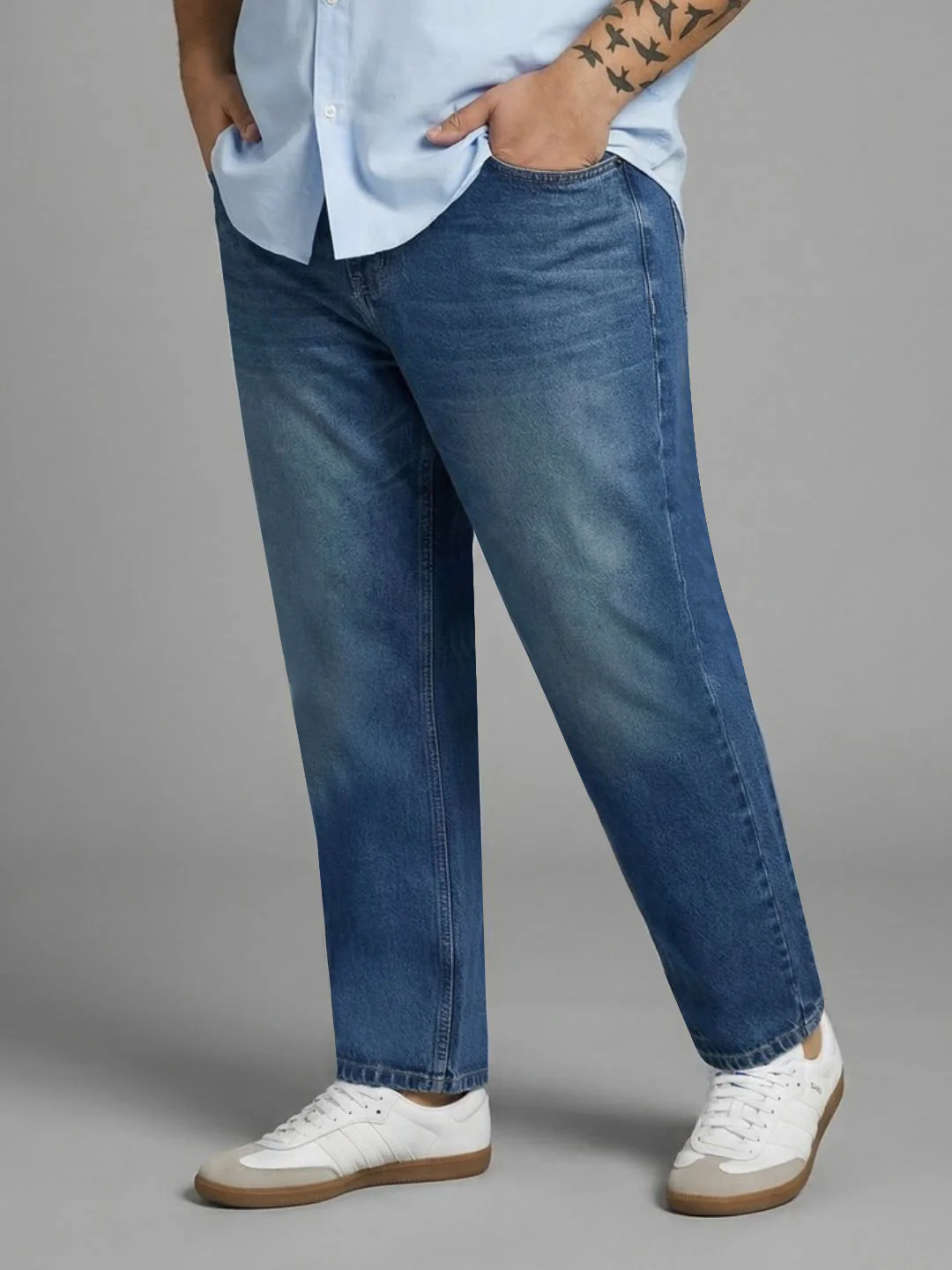 Plus Men's Light Blue Relaxed Fit Washed Denim Jeans Non-Stretchable - Image 2