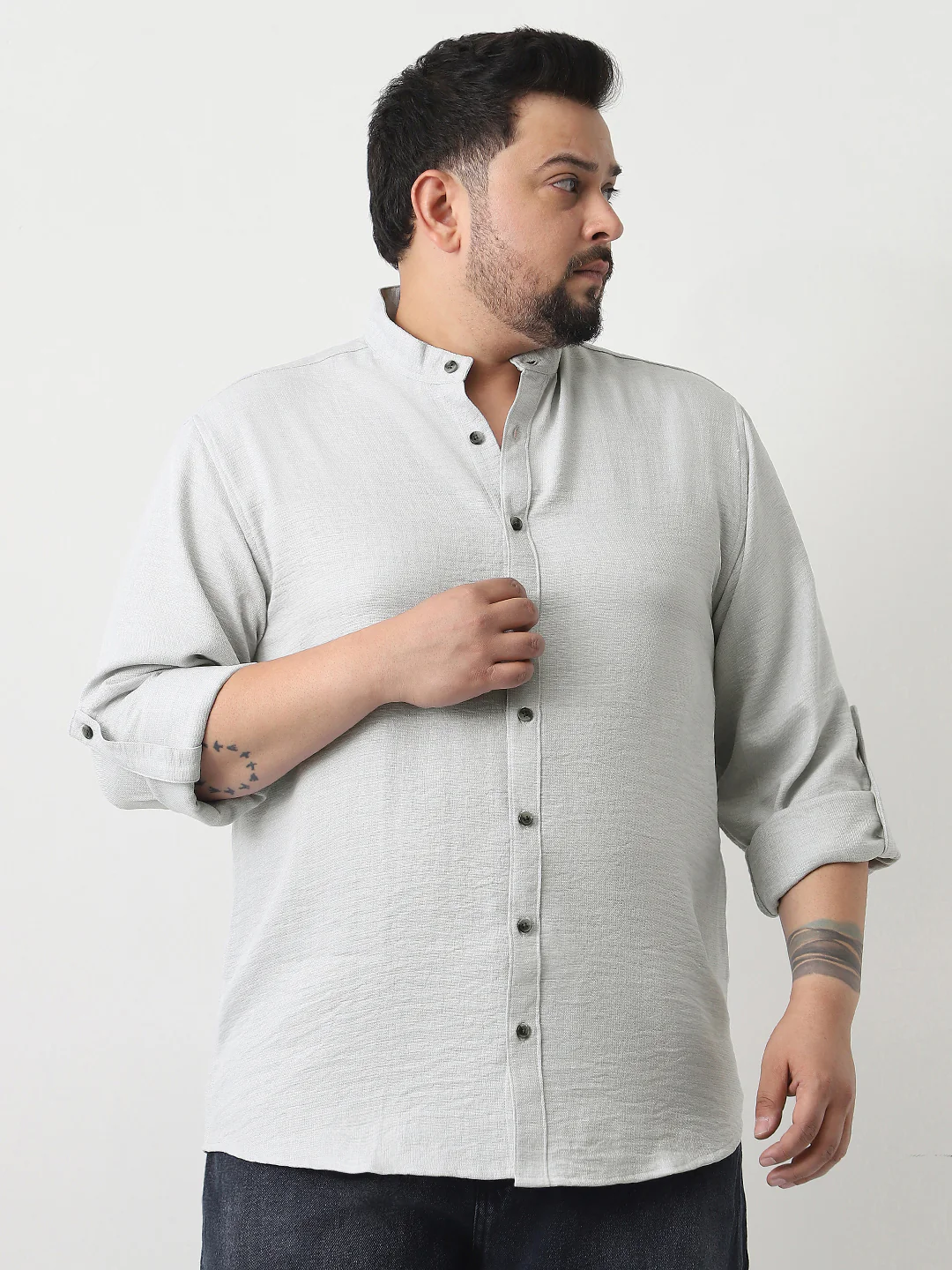 Plus Men's Light Grey Linen Blend Full Sleeve Relaxed Fit Mandarin Collar Casual Solid Shirt - Image 2